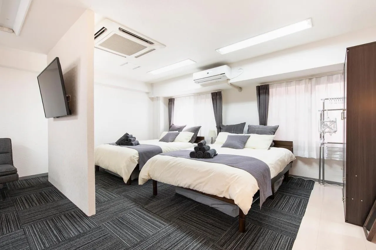 Tsukimura Building Tokyo Apartment